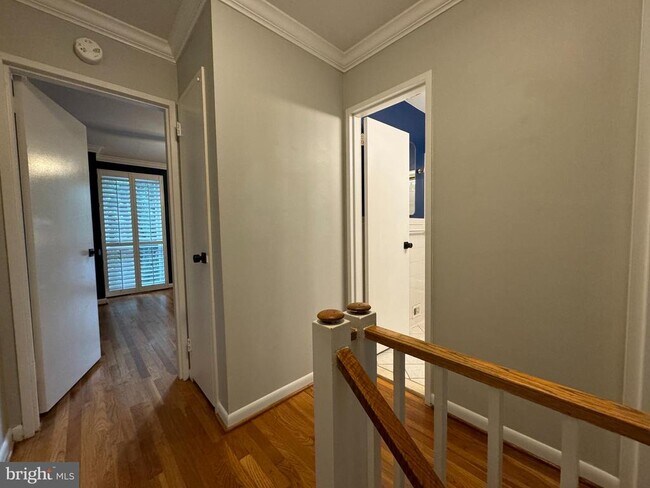 Building Photo - 241 G St SW