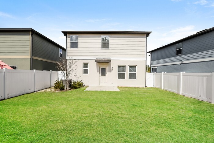 Building Photo - 2640 Island Walk Dr