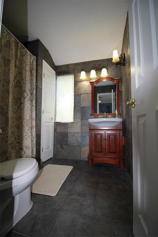 Building Photo - 420 Old Course Dr