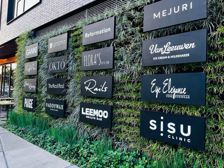 Building Photo - 405 W Drew St