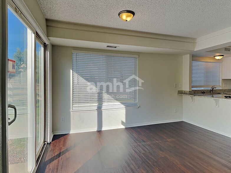 Building Photo - 4103 N Malta St