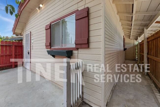 Building Photo - 4201 53rd St