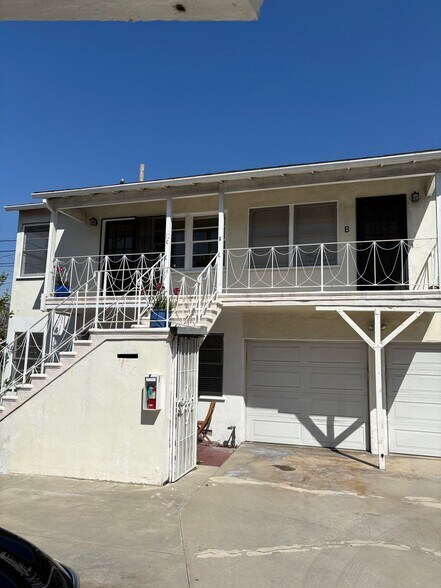 Building Photo - 373 Myrtle St