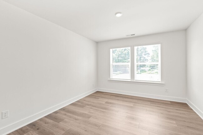 Building Photo - New Construction 3 Bedroom Townhome