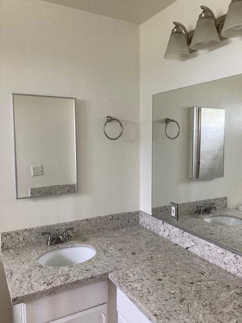 Back Bathroom 2nd floor - 815 N Mansfield Ave