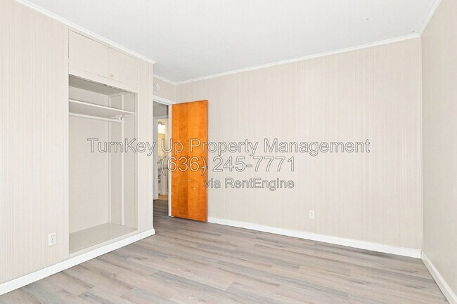 Building Photo - 840 Lebon Dr