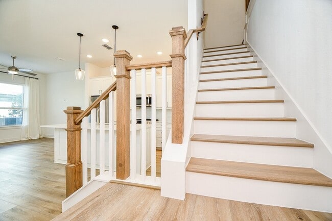 Building Photo - 964 Lilly Flower Ln