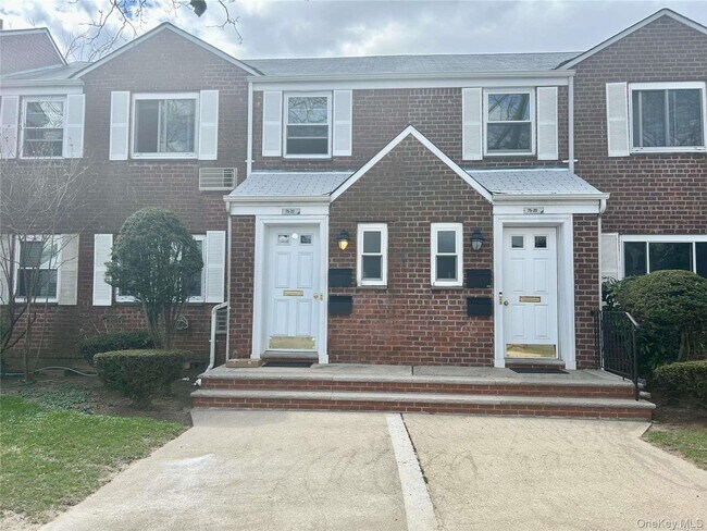 Primary Photo - 75-22 255th St