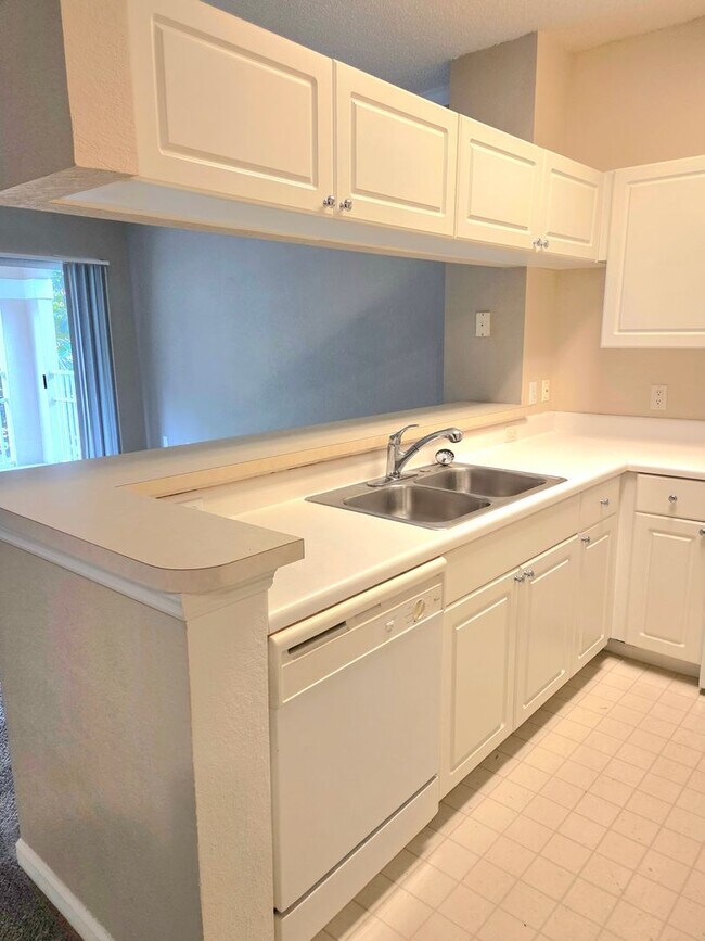 Building Photo - Gated Community located in Sanford/Lake Mary