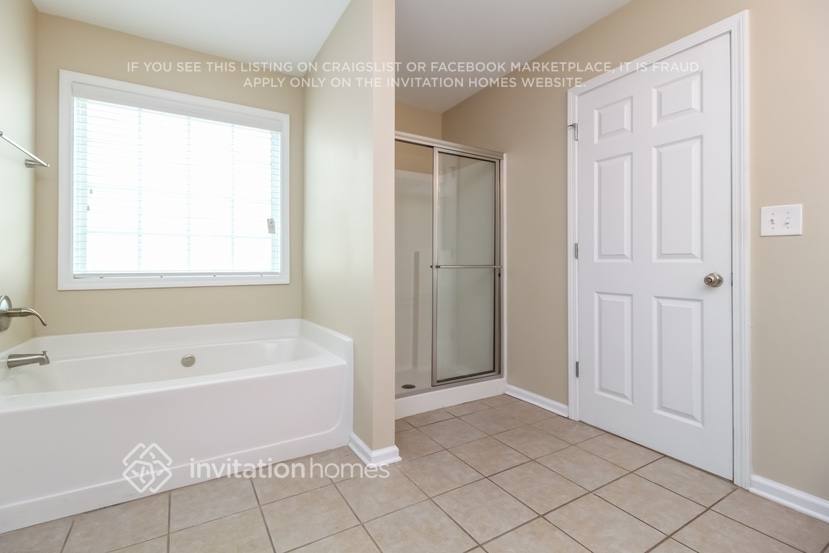 Building Photo - 5182 Catrina Way