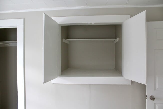 Building Photo - 1204 W Mauney Ave