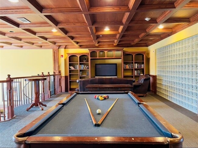 Building Photo - 7575 Kirby Dr