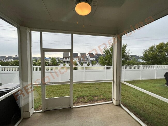 Building Photo - 1137 Little Gem Ln