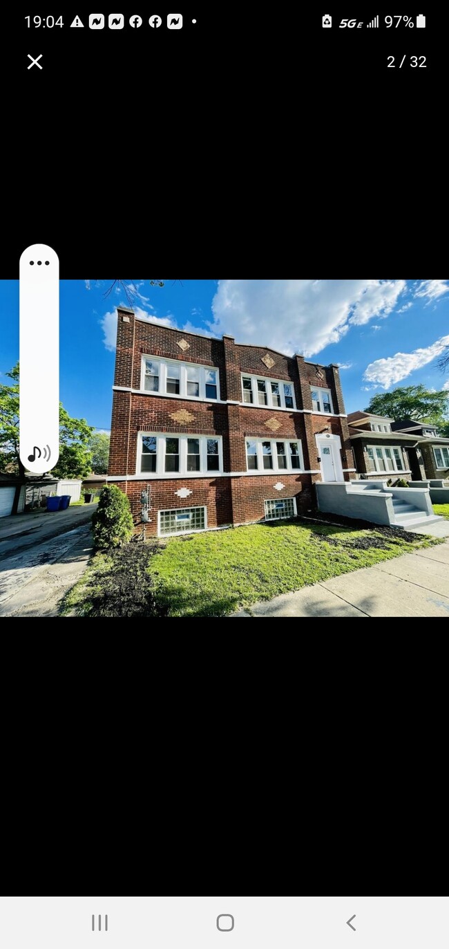 I'll have photos at a later date - 845 E 89th St