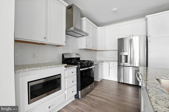 Building Photo - 3927 Fair Ridge Dr