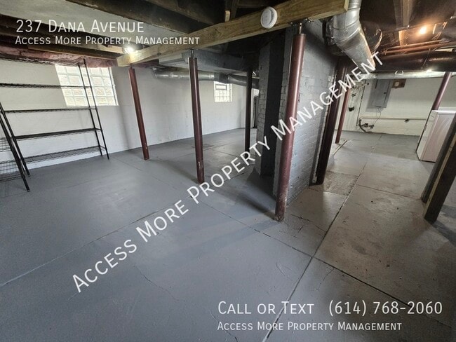 Building Photo - 237 Dana Ave