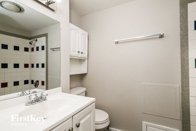 Building Photo - 1510 Fenwick Ct