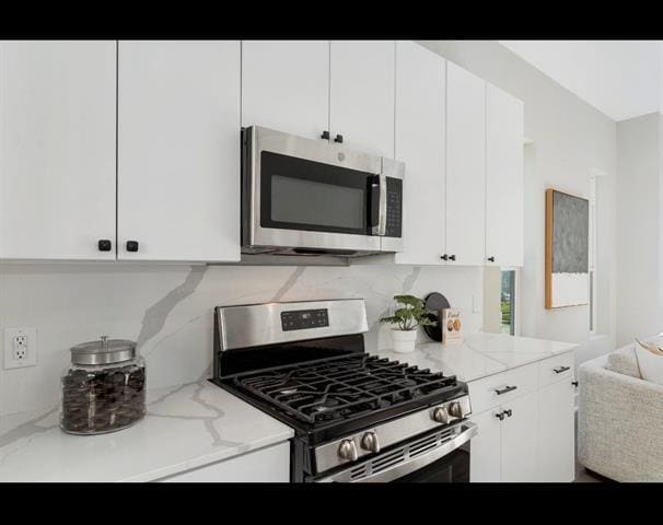 Building Photo - 5810 Hudson St