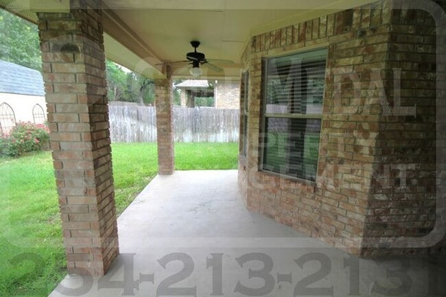 Building Photo - 1502 Loblolly Dr