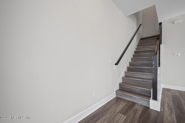Building Photo - 11301 Barrier Beach Pl