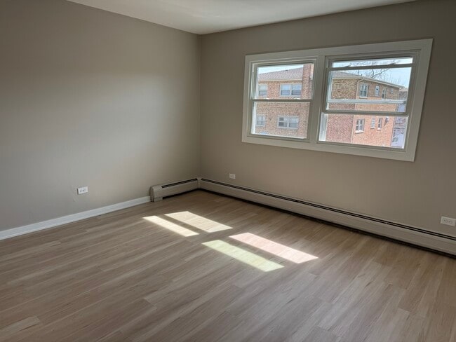 Building Photo - 7033 W 99th St