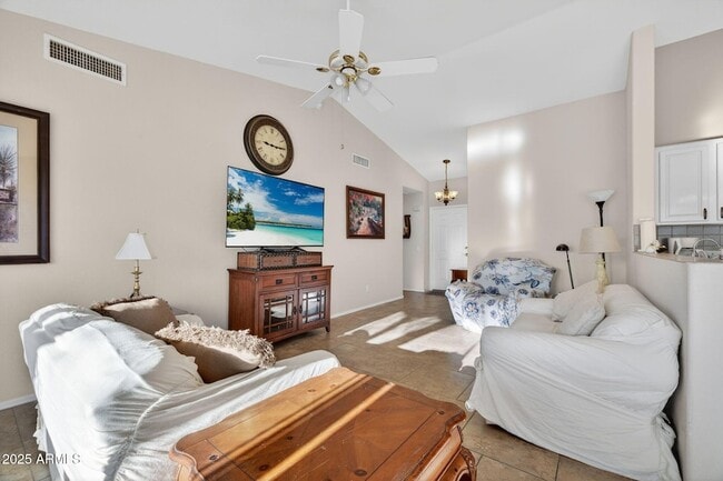 Building Photo - 1831 E Lindrick Dr