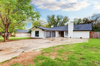 Building Photo - 5209 Purple Sage Dr