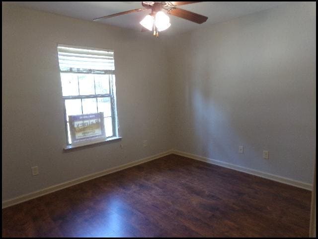 Building Photo - 400 E Locust St