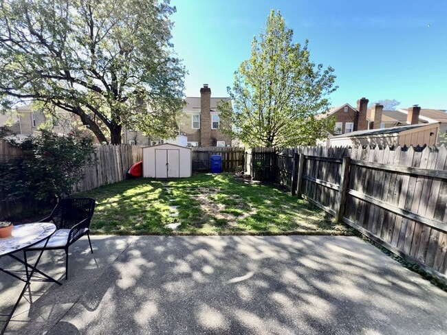 Building Photo - Updated End-Unit Brick Townhome Ready NOW!...