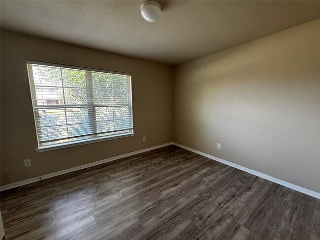 Building Photo - 2903 McDonough Way