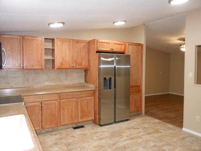 Building Photo - 2256 Beaver Creek Rd