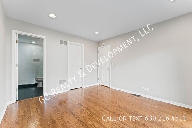 Building Photo - 1824 W Ellen St