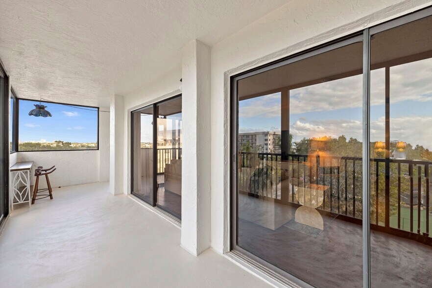 Building Photo - 1104 Benjamin Franklin Dr