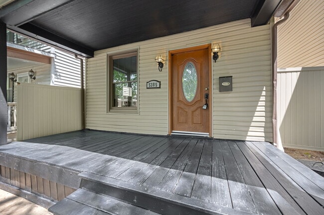 Building Photo - 5385 Reber Pl