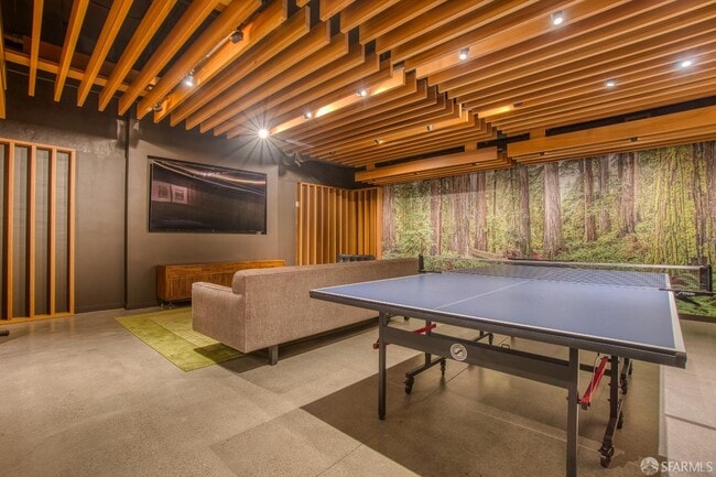 Building Photo - 2177 3rd St