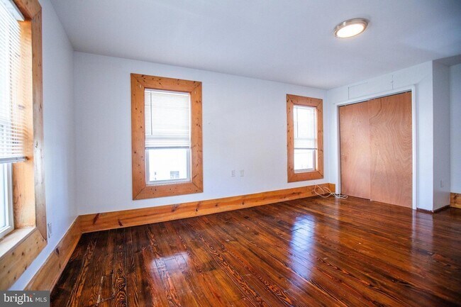 Building Photo - 140 Franklin St