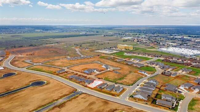 Building Photo - 113 Watercourse Wy