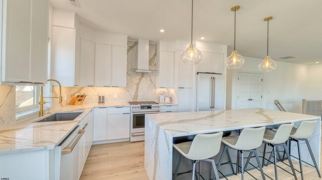 Building Photo - 107 N New Haven Ave