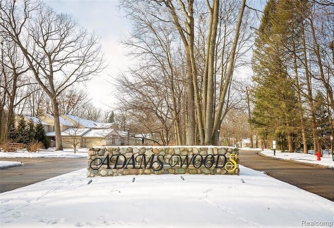 Building Photo - 1360 Bramblebush Run