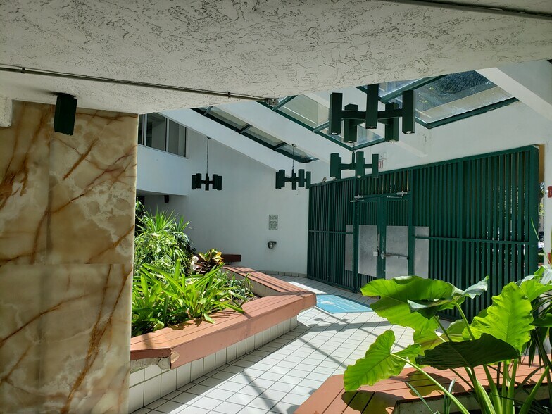 Building Photo - 11750 SW 18th St