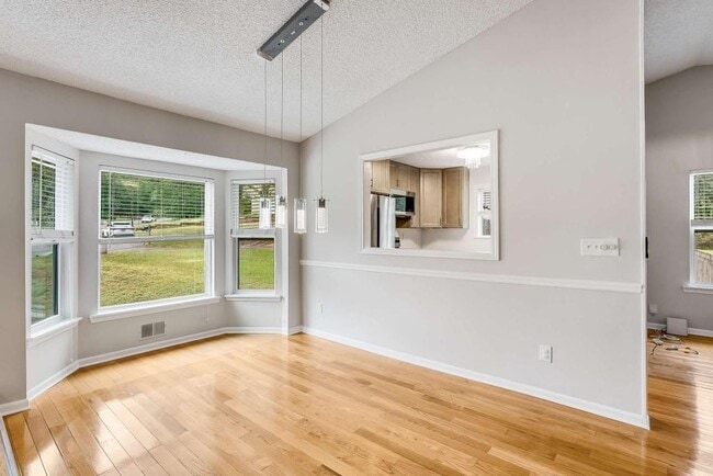 Building Photo - 9745 Loblolly Ln