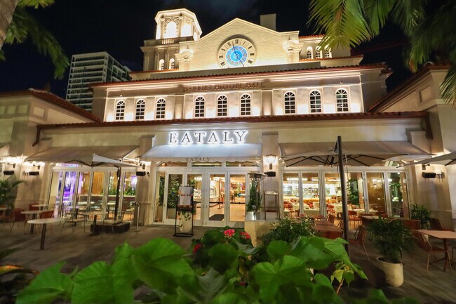 Building Photo - 600 S Dixie Hwy