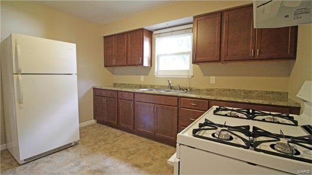 Building Photo - 652 N 38th St