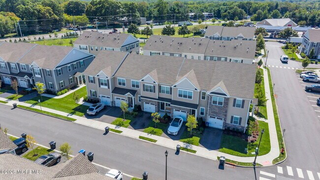 Building Photo - 22 Coburgh Dr
