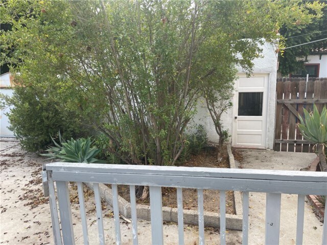 Building Photo - 4091 Linwood Pl