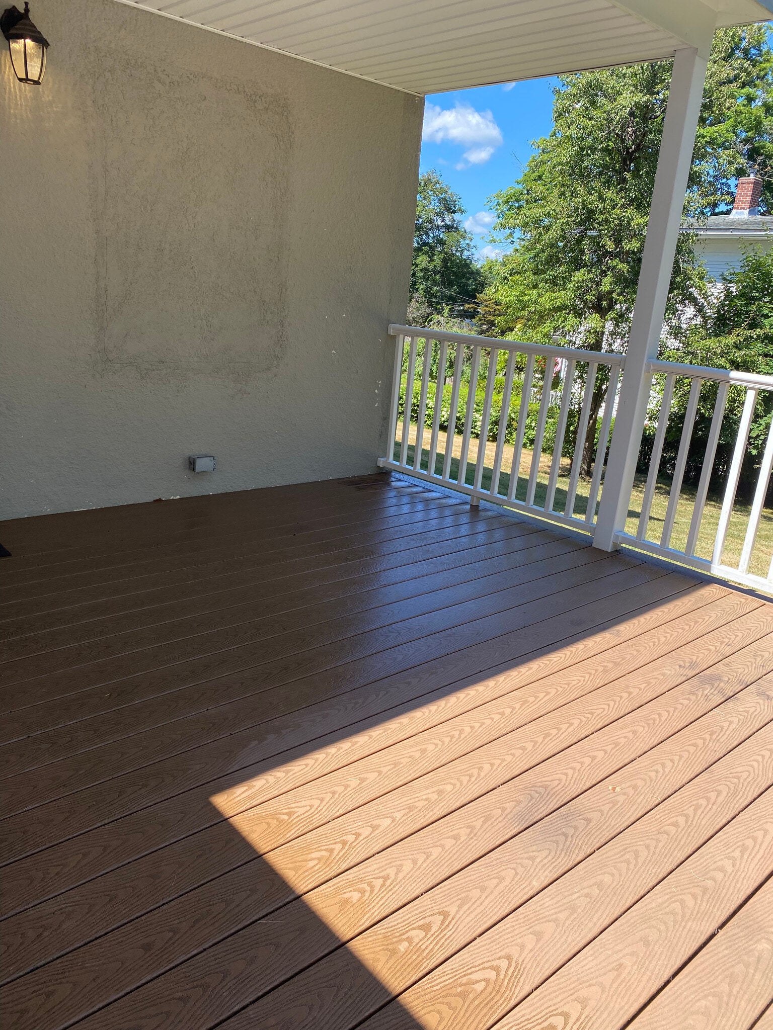 Building Photo - 20 Church St