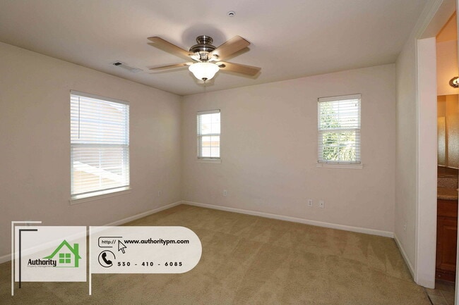 Building Photo - 2347 Shining Star Way