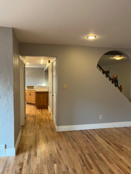 Building Photo - 5270 Picket Dr