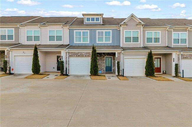 Building Photo - 1959 Hidden Hts