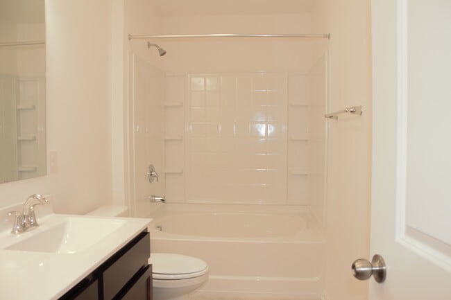 Building Photo - 4671 Wesmar Ct